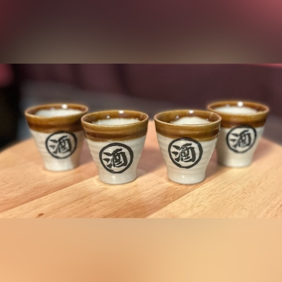 Vintage Genuine Japanese Kanji Sake Cups & Bottle 5pc Set​​​ - Picture 3 of 5